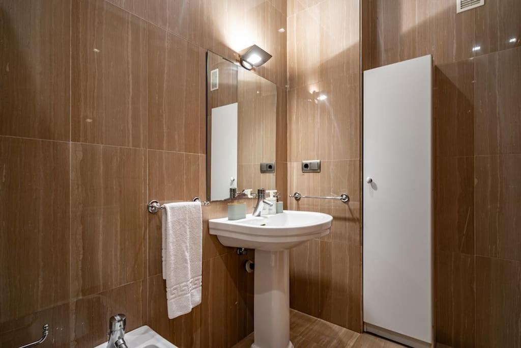 Apartamento La Joya Gijón Exterior foto